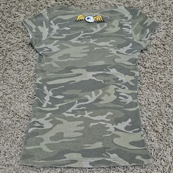 NWOT Von Dutch Deconstructed Camo Top Ribbed Scoop Neck Baby Tee Y2K 2000s Style - Picture 6 of 8